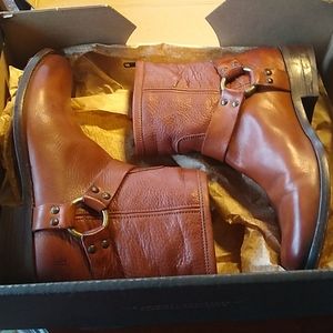 Frye Philip harness boots, short. 8.5 m